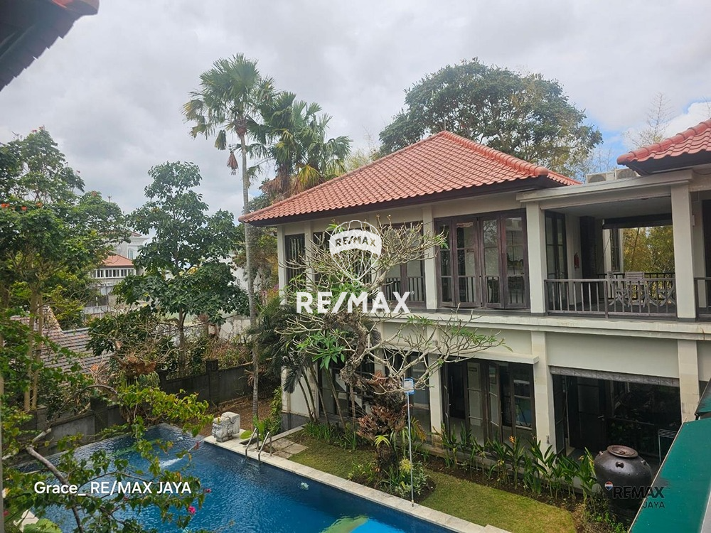 Timeless Tropical Luxury Villa Mansion Dijual di Area Jimbaran