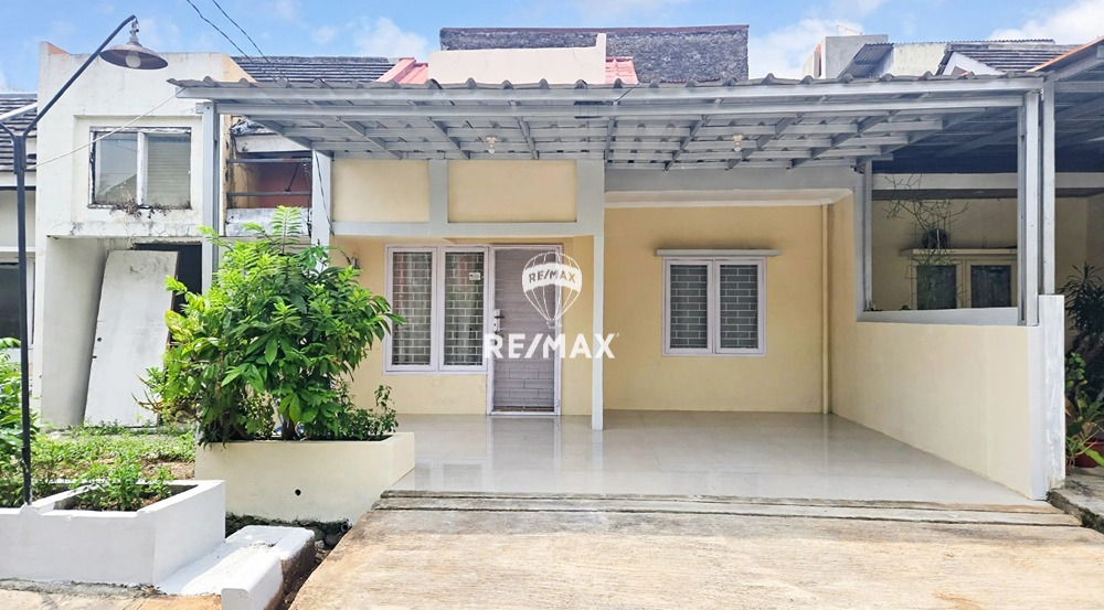 Dijual cepat!! Rumah di Cluster Taman Sakura luas 7x14 99meter type 3KT Babelan Bekasi