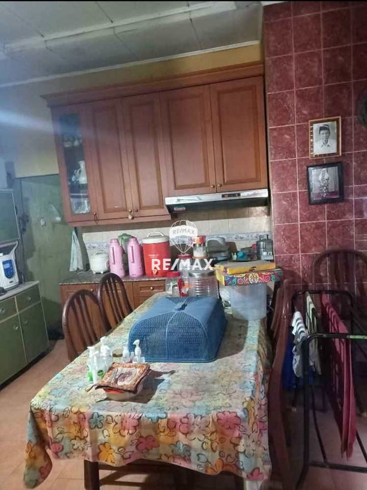 DIJUAL CEPAT RUMAH DI DAERAH BINTARO DEKAT STASIUN KERETA