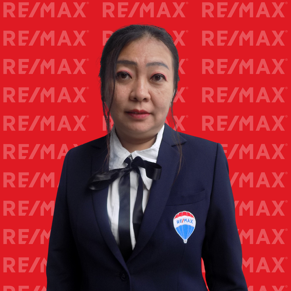 JULI MEGAWATI pic
