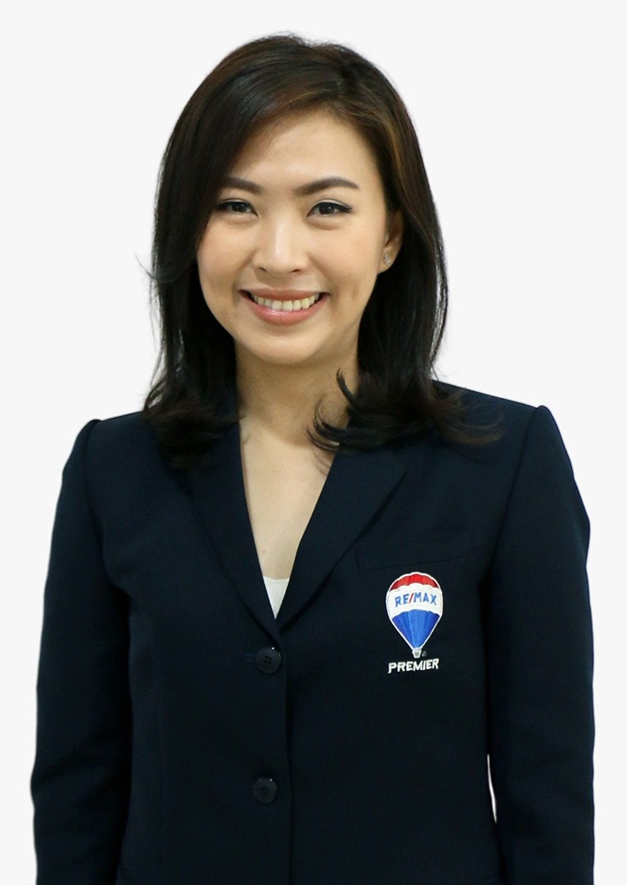 REINA TAN pic